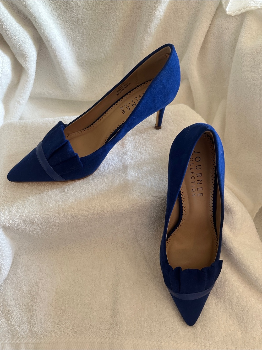 Journee Collection Royal Blue Pointed Heels Sz 8